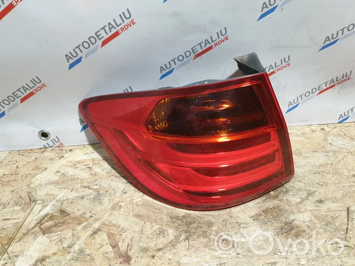 BMW 3 F30 F35 F31 Galinis žibintas kėbule 7372787