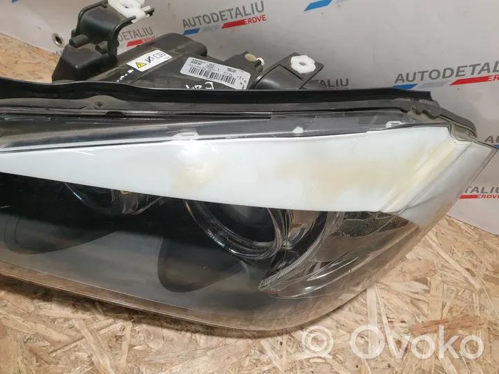 BMW X1 E84 Lampa przednia 2993493