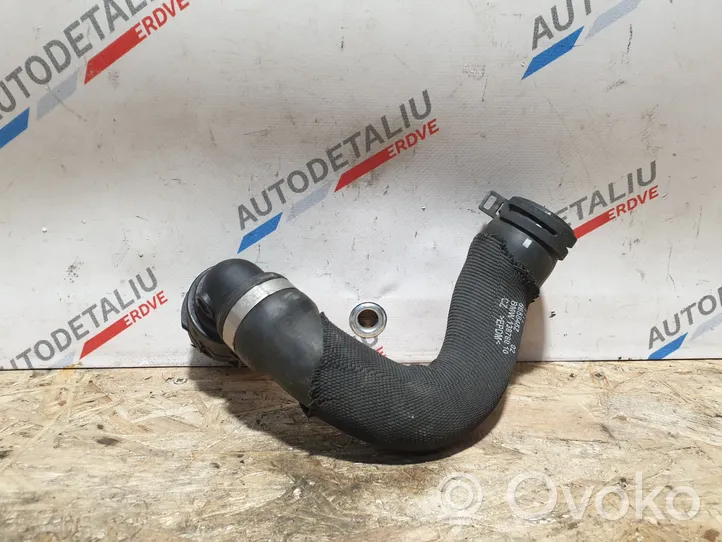 BMW 2 F46 Tuyau de liquide de refroidissement moteur 8658482