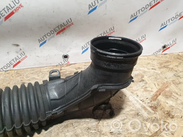 BMW 3 F30 F35 F31 Tuyau d'admission d'air turbo 7810745