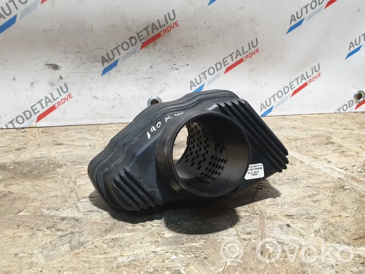 BMW 3 F30 F35 F31 Tuyau d'admission d'air turbo 8513672