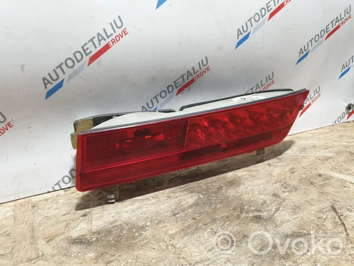 BMW 7 E65 E66 Lampy tylnej klapy bagażnika 8379690