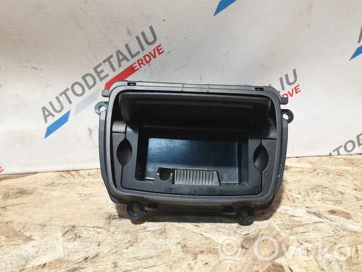 BMW 5 F10 F11 Posacenere (anteriore) 9206347