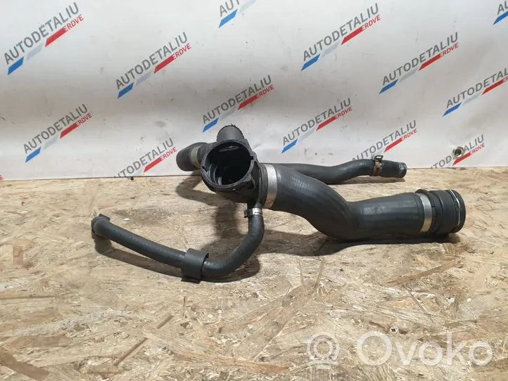 BMW 5 F10 F11 Engine coolant pipe/hose 7580957