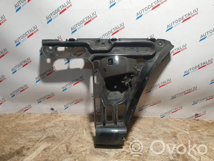 BMW 6 E63 E64 Soporte de montaje del parachoques trasero 7008840