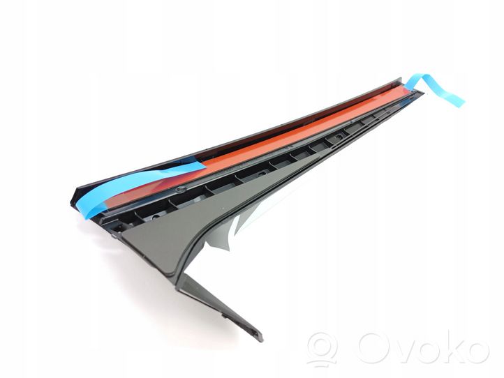 Volkswagen Golf VIII Spoiler del portellone posteriore/bagagliaio 5H9827939A