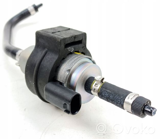 Volkswagen Golf VII Webasto auxiliary heater fuel pump 5Q0201607A, 5Q0201607K