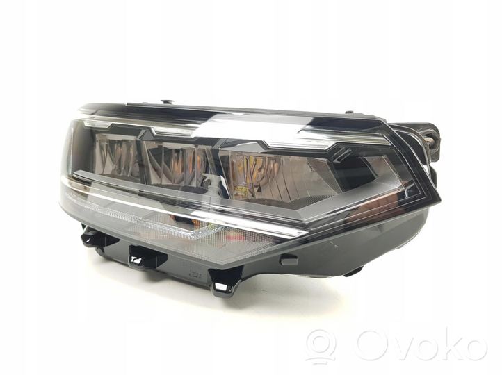 Volkswagen PASSAT B8 USA Lampa przednia 3G1941036P