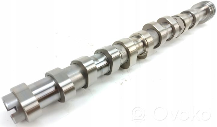 Volkswagen Golf II Camshaft 066109102C