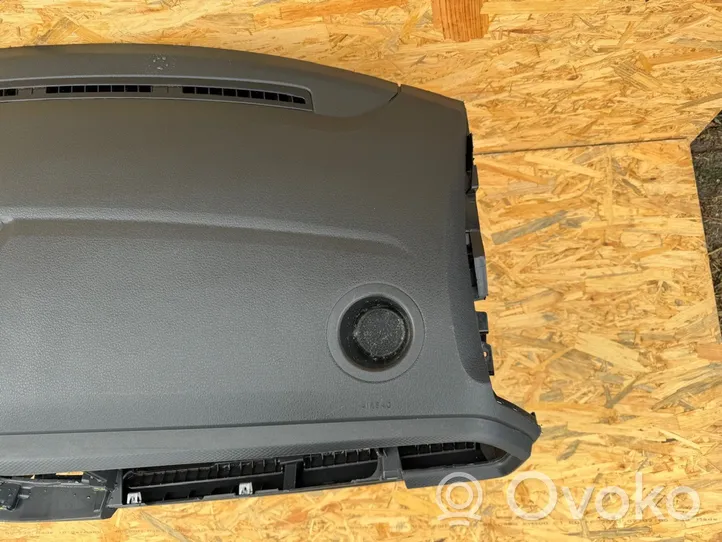 Volkswagen Transporter - Caravelle T6 Dashboard 7L1857003B