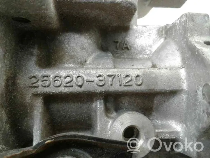 Toyota Auris E180 EGR-venttiili 25620-37120