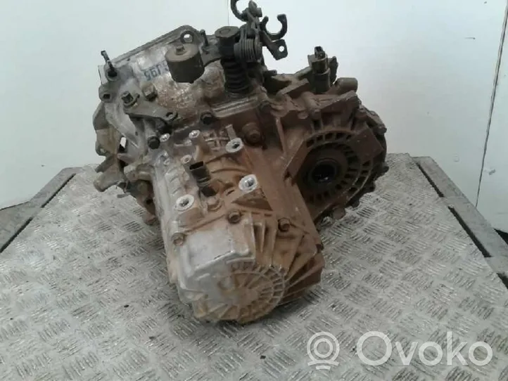 Hyundai Accent Manual 5 speed gearbox J32073