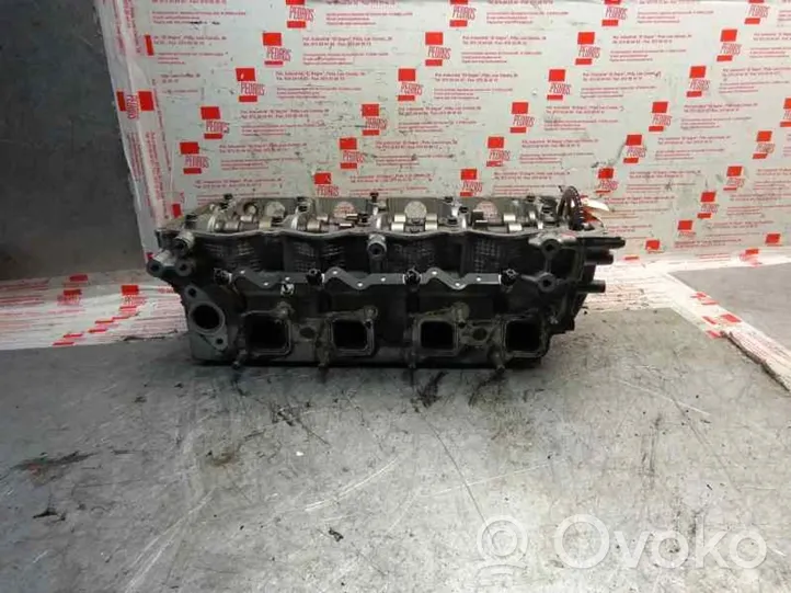 Nissan Almera Tino Engine head 