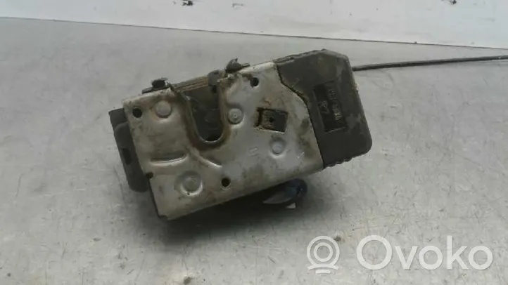 Renault Trafic II (X83) Front door lock 8200004410