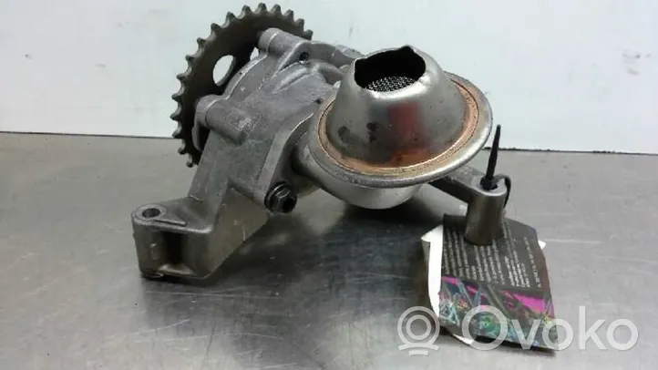 Audi A4 Allroad Pompe à huile 1124931