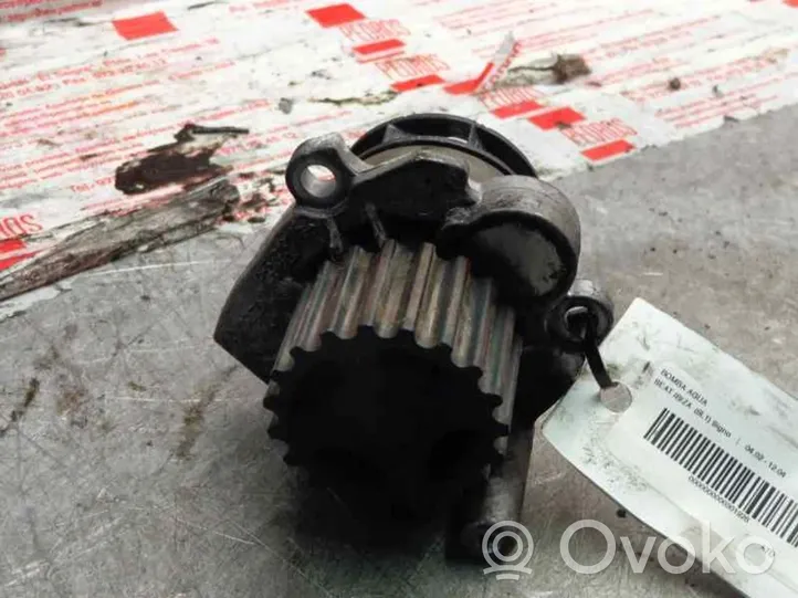 Seat Ibiza II (6k) Vesipumppu 045121019C