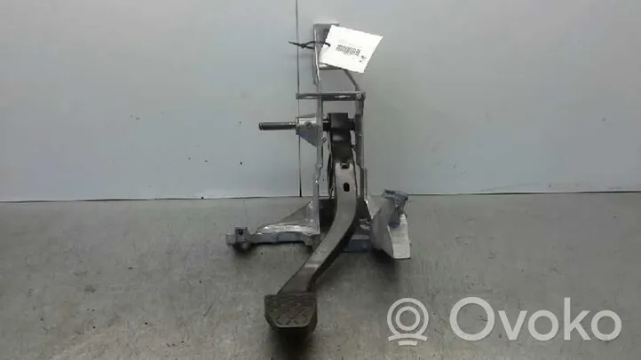 Audi A4 Allroad Clutch pedal 8E1721117D