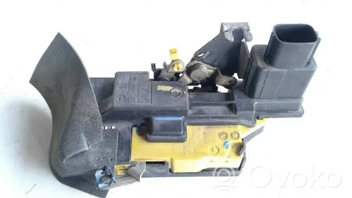 Volvo S60 Rear door lock 