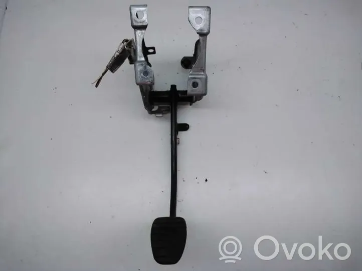 Opel Vivaro Brake pedal 82002052000