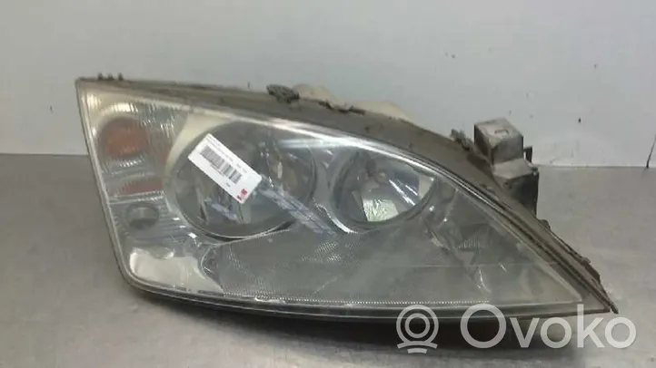 Ford Mondeo Mk III Lampa przednia 