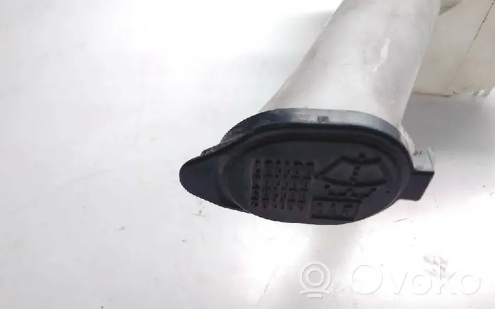 Toyota Yaris Verso Zbiornik płynu do spryskiwaczy szyby przedniej / czołowej 8522020460