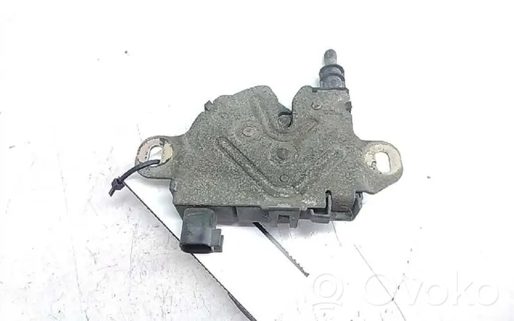 Ford Focus Fissaggio gancio/anello 4555048