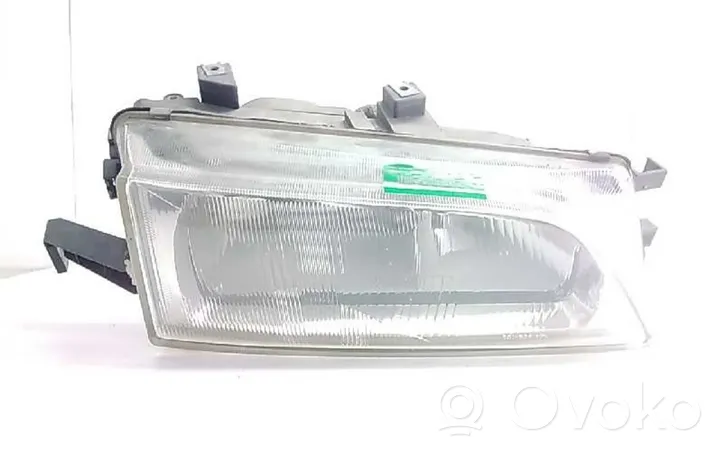 Honda Accord Lampa przednia 23606800R