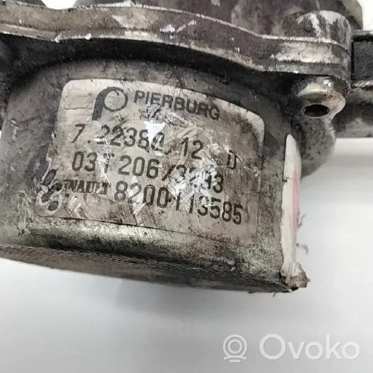 Nissan Almera Tino Pompe à vide 8200113585