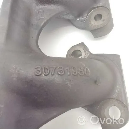 Volvo S60 Exhaust manifold 30731980