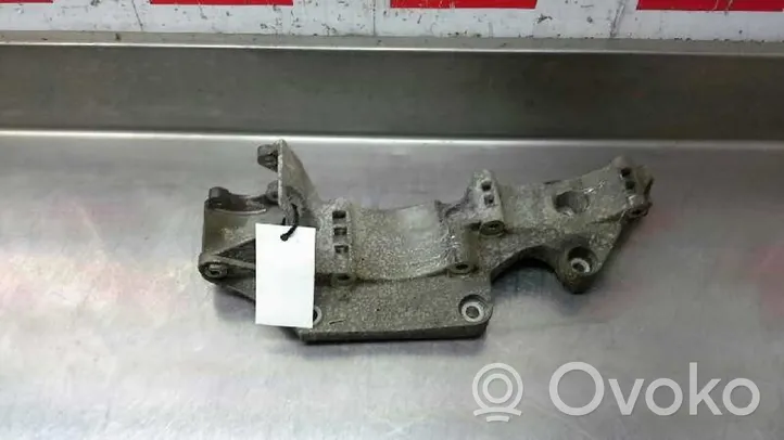 Audi A3 S3 8L Support de générateur / alternateur 