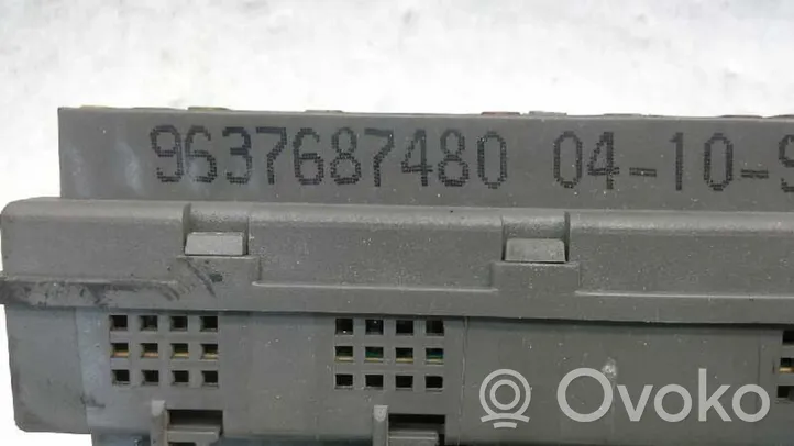 Citroen Xsara Skrzynka bezpieczników / Komplet 9637687480