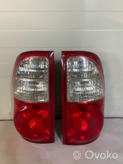 Toyota Tundra I Rear/tail lights 