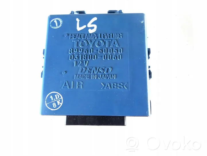 Lexus LS 430 Sterownik / Moduł świateł LCM 8996050050