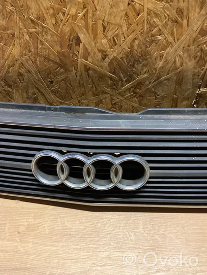 Audi 100 200 5000 C2 Grille de calandre avant 431853655A