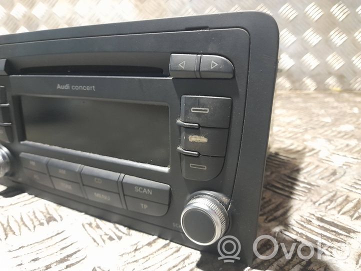 Audi A3 S3 8P Radio/CD/DVD/GPS head unit 8P0035186P