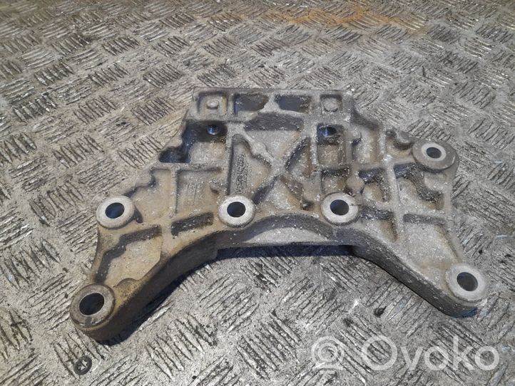 Land Rover Freelander 2 - LR2 Supporto di montaggio scatola del cambio 6g927m125ab