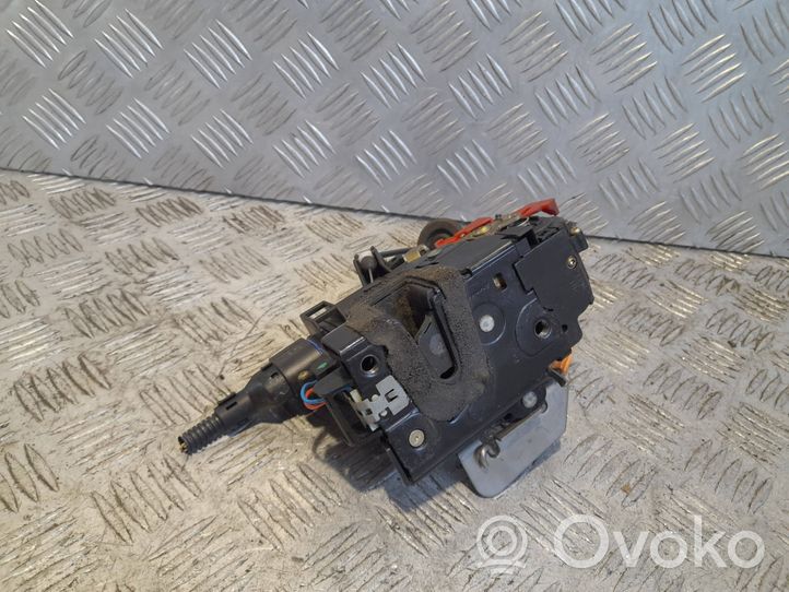 Audi A8 S8 D3 4E Etuoven lukko 4E2837016