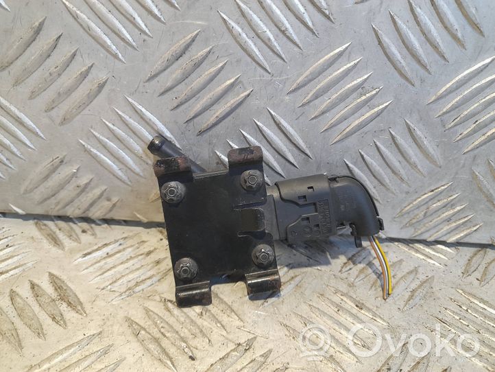 BMW 7 E65 E66 Abgasdrucksensor Differenzdrucksensor 7789219