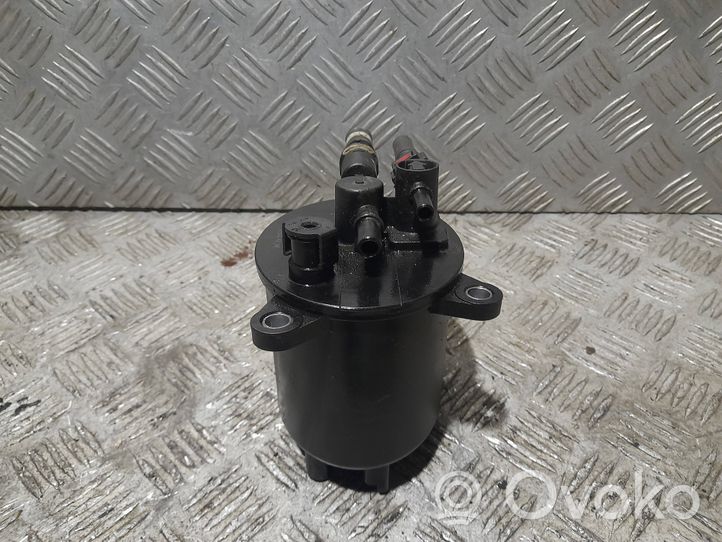 Land Rover Freelander 2 - LR2 Alloggiamento del filtro del carburante V12D1015