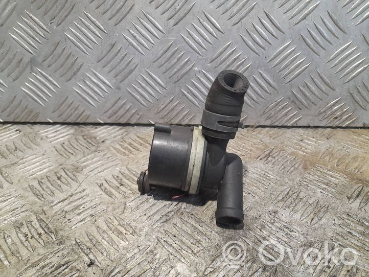 Audi A4 S4 B8 8K Pompa elettrica dell’acqua/del refrigerante ausiliaria 03L965561A