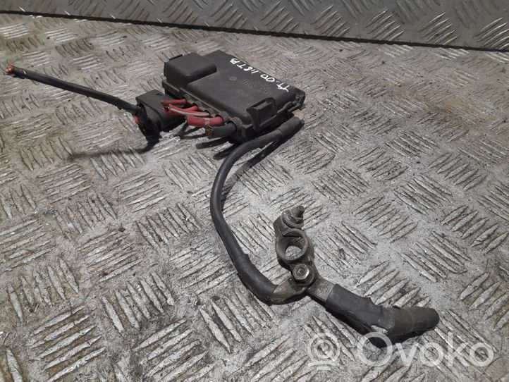 Audi TT Mk1 Cableado positivo 8N0937550A