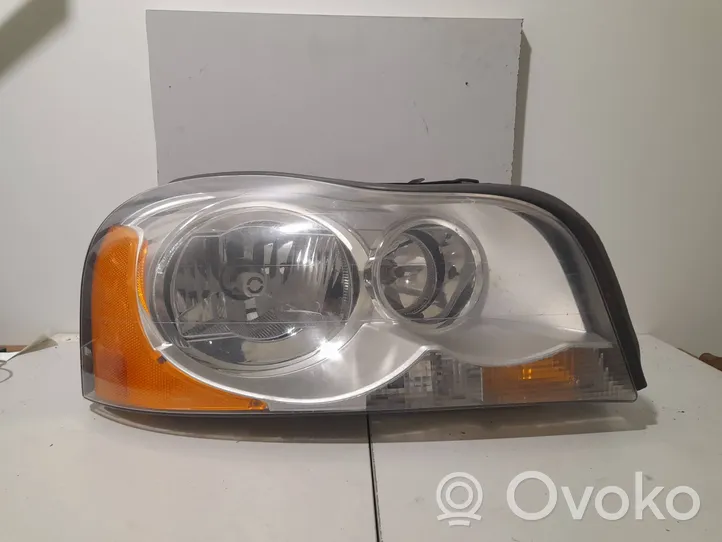 Volvo XC90 Lampa przednia 30764398