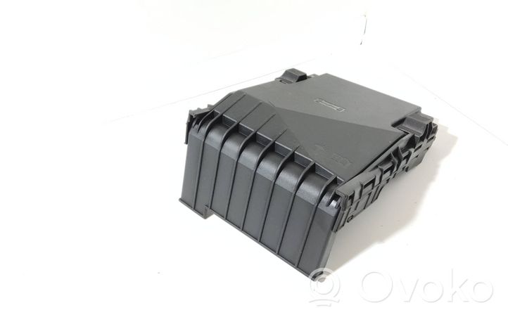 Audi A3 S3 8P Fuse box cover 1K0937132F