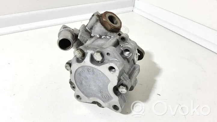 Audi A6 S6 C5 4B Vairo stiprintuvo siurblys 8E0145155