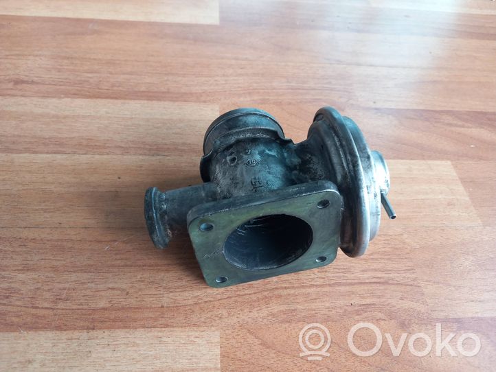 BMW 7 E65 E66 Valvola EGR 11717804378