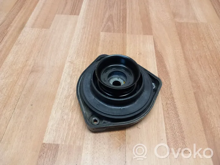 Mercedes-Benz C W204 Support de jambe de force supérieur avant A2043201273