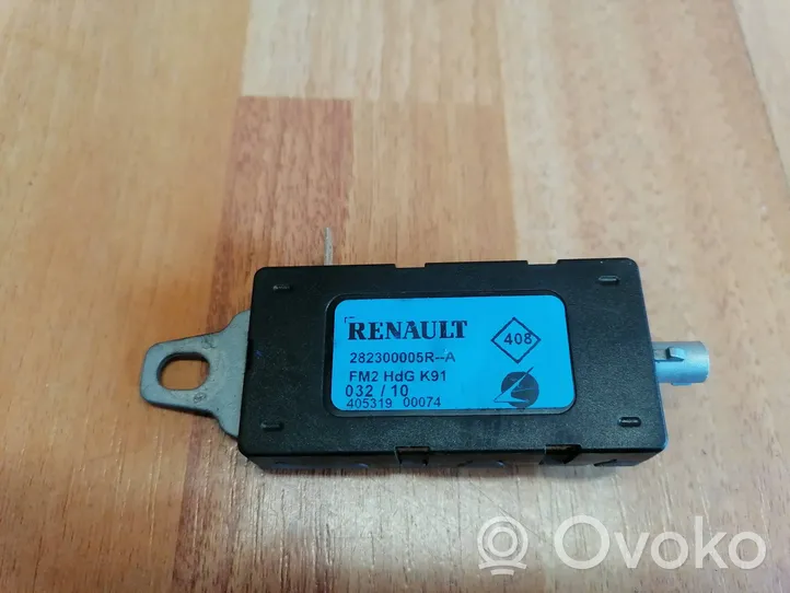 Renault Laguna III Antenas pastiprinātājs 282300005R