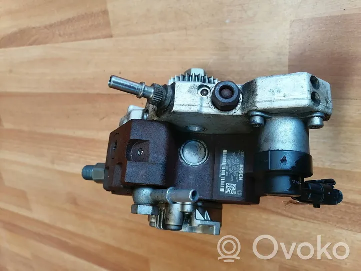 Opel Vivaro Pompe d'injection de carburant à haute pression 8200680077