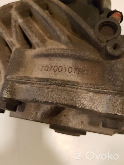 Volvo XC70 Front differential 