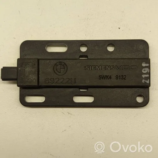 BMW 3 E90 E91 Keyless (KESSY) go control unit/module 6922211